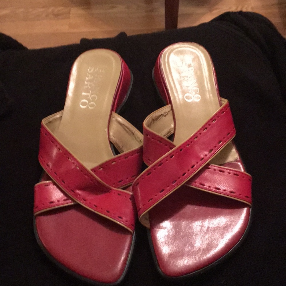 Sandals - Picture 7 of 11